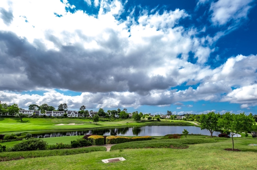 To Let 1 Bedroom Property for Rent in Fancourt Western Cape